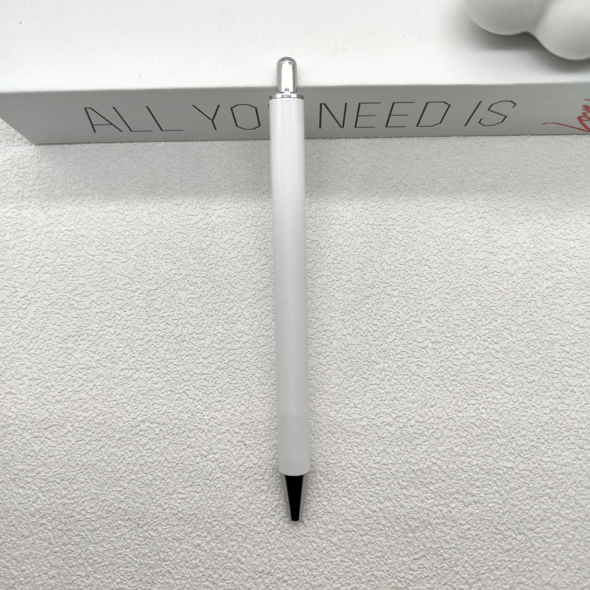 Wholesale Plastic Bright White Press Ballpoint Pen